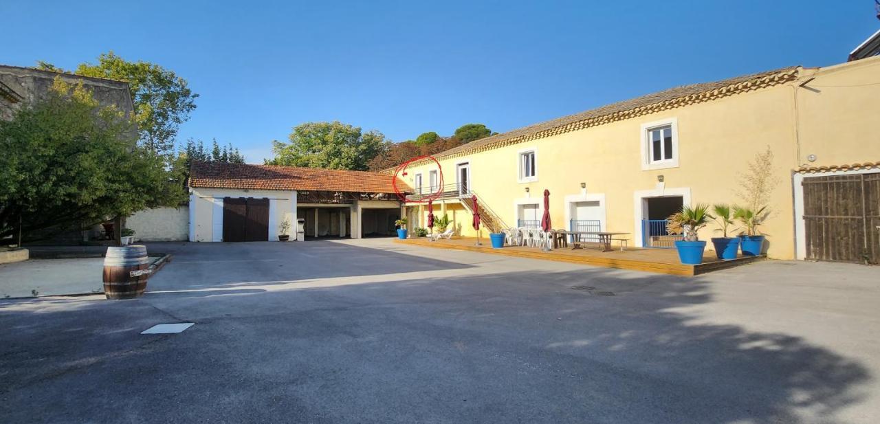 Maison 3 Chambres Avec Piscine Couverte Lespignan Exterior foto